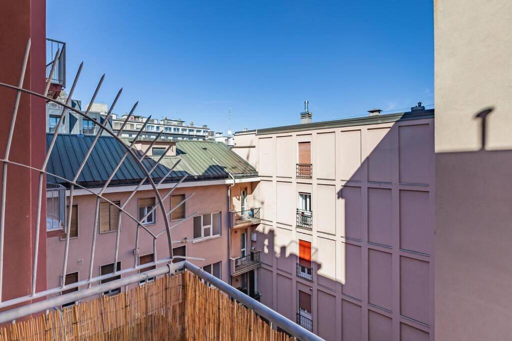 Appartamento Chicco In Zona Elegante Mailand Exterior foto